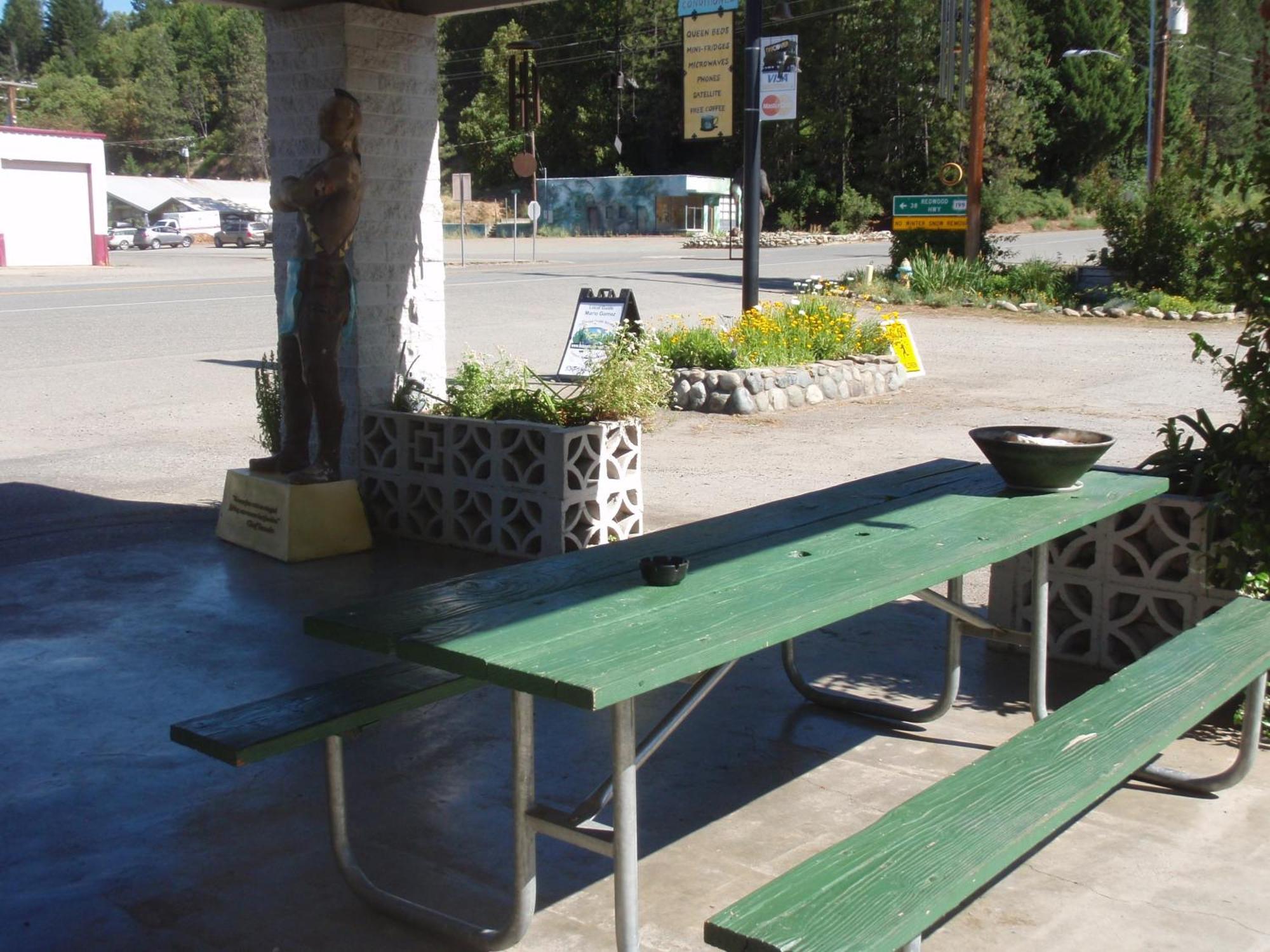 Forest Lodge Motel Happy Camp Εξωτερικό φωτογραφία