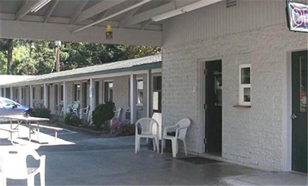 Forest Lodge Motel Happy Camp Εξωτερικό φωτογραφία